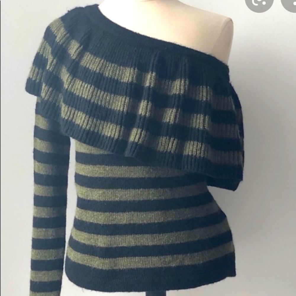 Pull and Bear One Shoulder Sweater